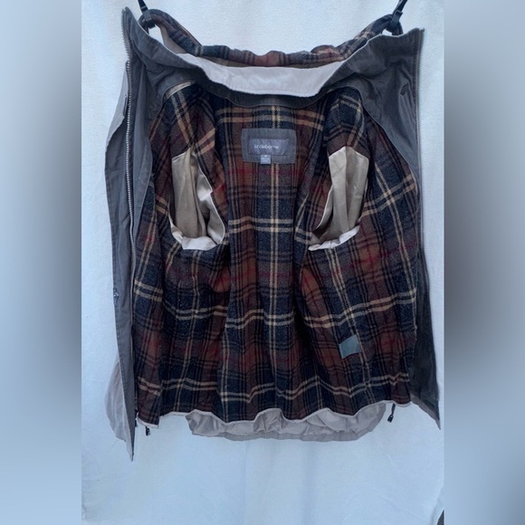 Liz Claiborne Heavy Jacket Women’s Medium Full Zip Lined Beige Microfiber Shell - Picture 7 of 8